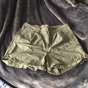 American Eagle Baggy Mom Shorts